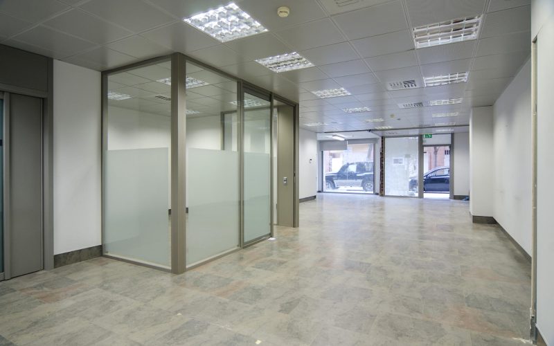 Local comercial de lloguer a l'Avinguda Pau Casals, Palafolls. RT54